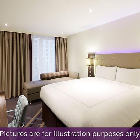 Premier Inn Luebeck City Centre Exterior photo